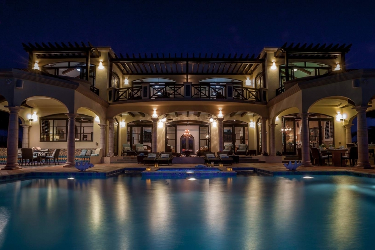 Villa Amarilla | Ocean View - Located in  Wonderful Shoal Bay East with Private Pool