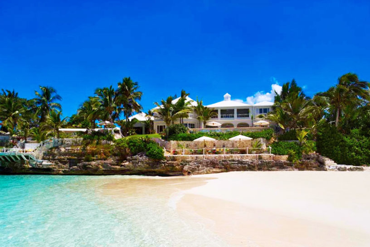 SandCastle - Located in  Tropical New Providence