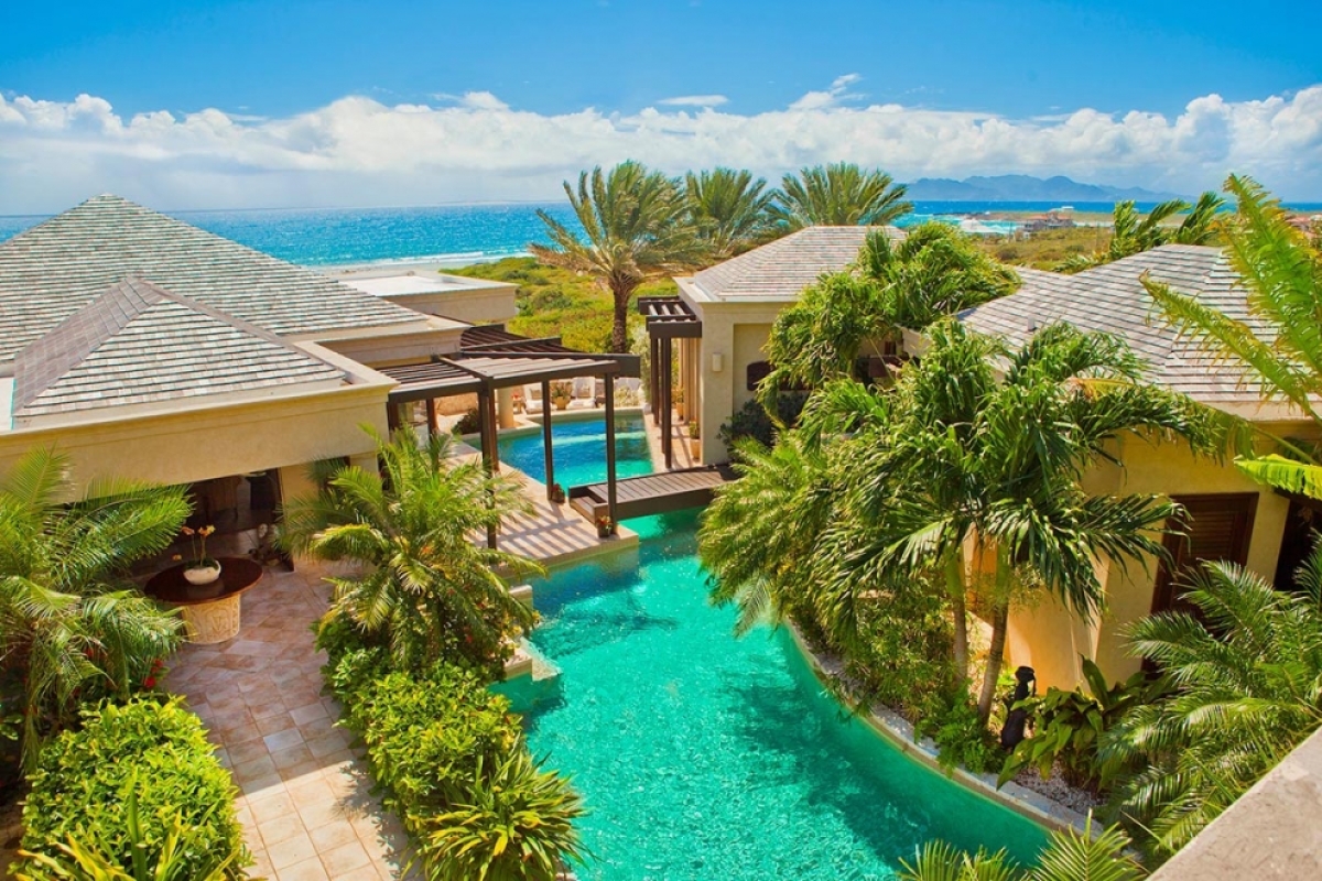 Villa Bird of Paradise | Beach Front - Located in  Tropical Sandy Hill with Private Pool